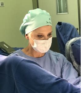 Histeroscopia para o tratamento de pólipos endometriais Dr Andreia