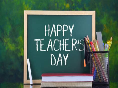 Happy Teachers Day Wishes टीचर्स डे पर अपने गुरु को खास अंदाज में करें विश बदले में मिलेगा