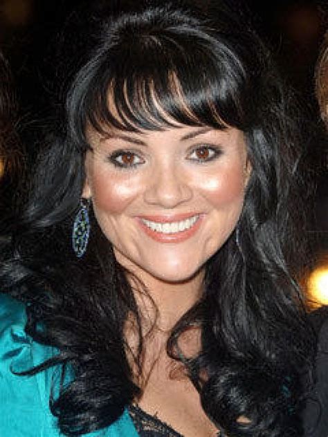 Martine Mccutcheon Biography English Pop Singer Actress Famous Television Personality