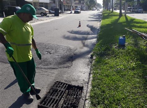 Em Um M S Prefeitura Limpa E Desobstrui Mais De Bueiros Em Cabo