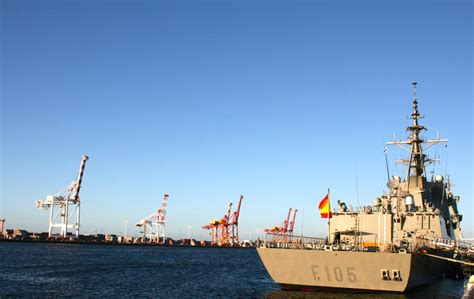 Cristóbal Colón - Ships in Fremantle Port - Fremantle Shipping News