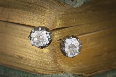 Diamond Stud Earrings - FD Gallery