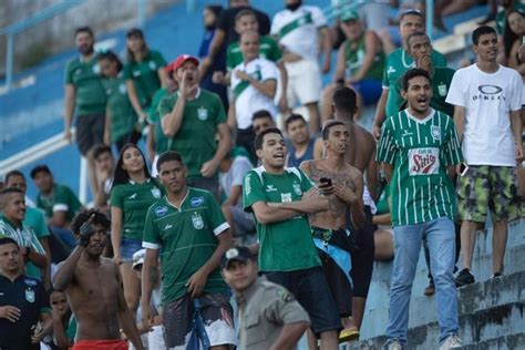 Punida Torcida Do Gama Leva Instrumentos E Contraria Determina O