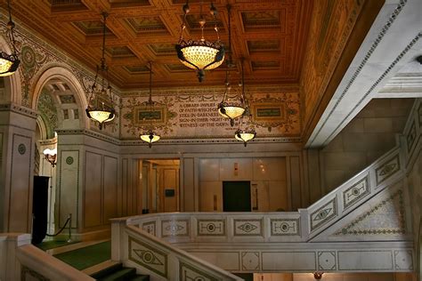 PHOTO: Interior of Chicago Cultural Center, Chicago