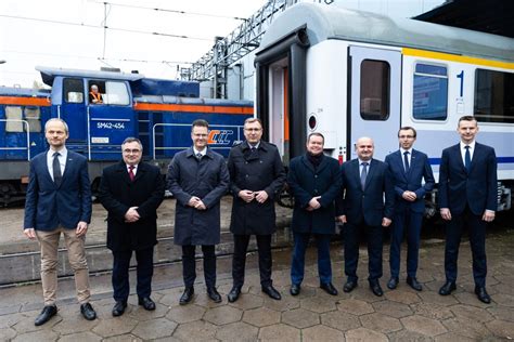 Pkp Intercity Signs Modernisation Contracts For Inter City Coaches