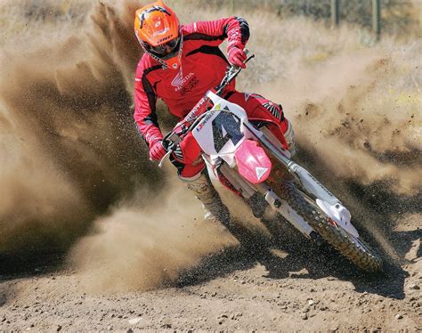 Mxa Retro Test We Ride Ricky Carmichaels Works Honda Crf