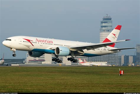 Oe Lpb Austrian Airlines Boeing Z Er Photo By Andr S So S Id