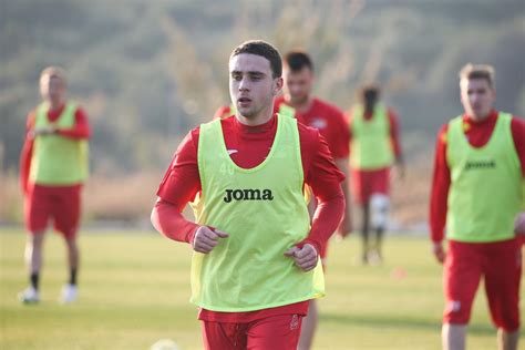 Justin Verlinden Verhuist Van Royal Knokke Fc Naar Ksc Blankenberge Kwbe