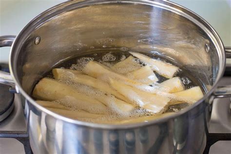 how long to boil sliced potatoes
