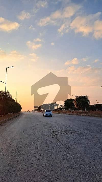 Outclass Plot Available In Block I4 Expressway Commercial DHA Defence