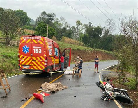 Acidente Entre Motos Deixa Duas Pessoas Mortas No Oeste