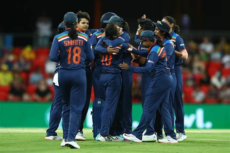 Bcci Invites Bids To Own Operate Women S Ipl Teams Rediff Cricket