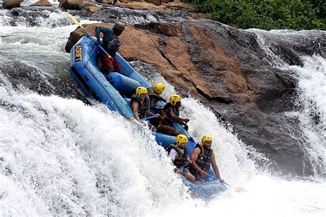 White Nile | Series 'The most dangerous river rapids for rafting ...