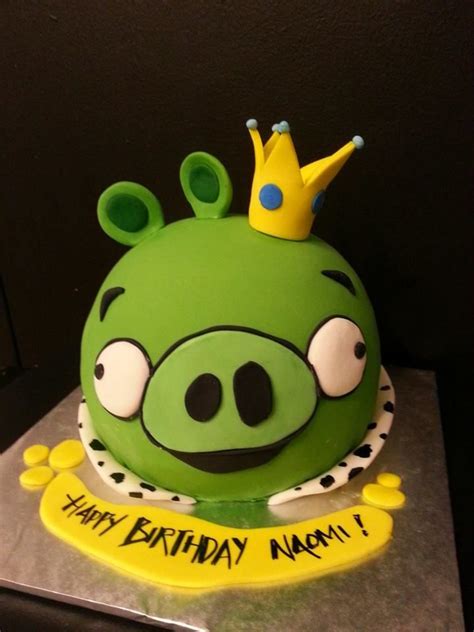 King Pig - angry birds cake | Angry birds cake, Bird cakes, Bird ...