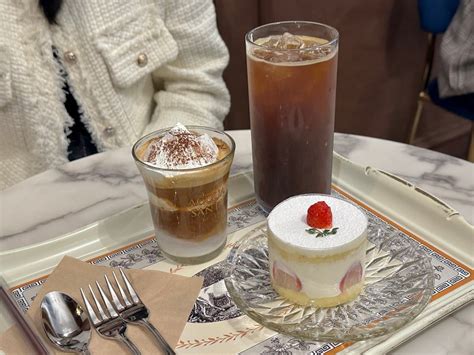 성수카페데이트 코스로 딱 딸기케이크 맛집 아쿠아산타 연말 분위기 느끼기 네이버 블로그