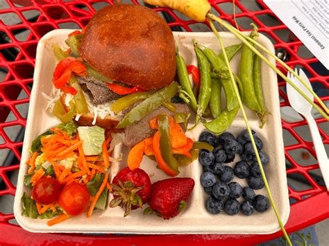 5 Delicious Locally Sourced School Lunches | FoodCorps