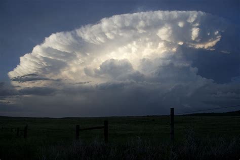 What is a Dry Thunderstorm? | Live Science