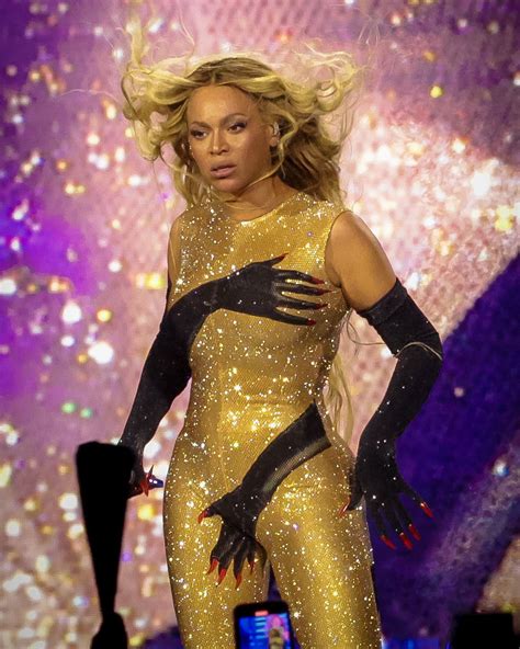 Beyoncé Makes Massive Tour Film Announcement And Fans Are Reacting ...