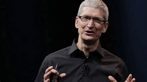 Tim Cook Hits The Jackpot Apple Chief To Get 750 Million On 10th Anniversary As Ceo