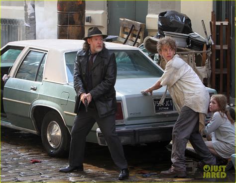 Ben McKenzie Donal Logue Get Into Character While Filming Gotham