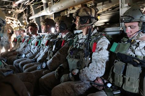 1st Recon Lets Gravity Do The Work I Marine Expeditionary Force