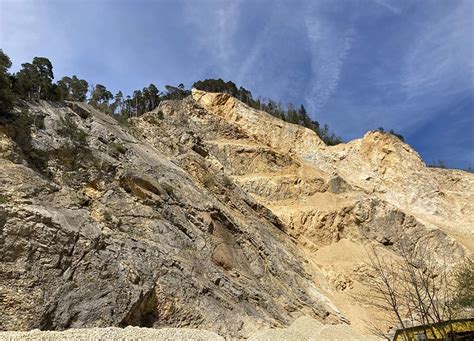 Auf Den Letzten Wandermetern Am Steinbruch In Hikr Org