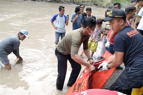 Sempat Hilang Di Sungai Kaligung Nenek Asal Slawi Ditemukan Meninggal