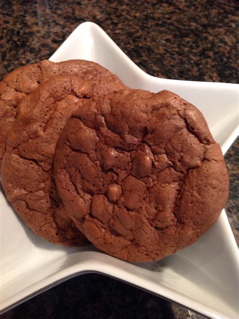 12 "Divine" Holiday Treats: Half Cookie, Half Brownie - The Rescue Baker