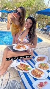 INSTA VID K2S Madison Reed Yellow Bikini 12 15 2021 Phun Org Forum