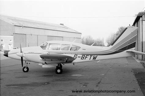 The Aviation Photo Company Piper PA 23 Apache Aztec Piper PA 23 250