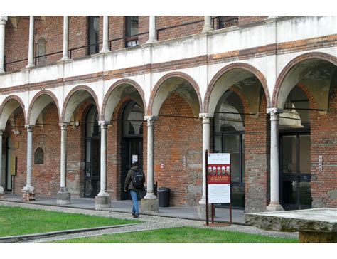 La Statale Di Milano Compie 100 Anni E Riceve L Ambrogino EspansioneTv