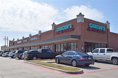 Waxahachie Retail Center - SHOP Companies