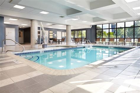 Embassy Suites Hotels in Atlanta, GA - Find Hotels - Hilton