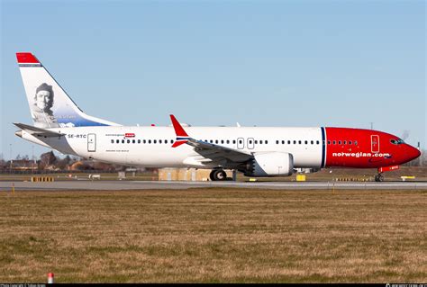 SE RTC Norwegian Air Sweden AOC Boeing 737 8 MAX Photo By Tobias Green