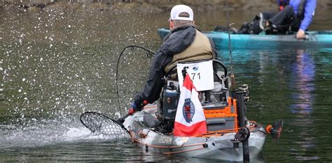 Canadas Largest Kayak Derby Moutcha Bay Island Fisherman Magazine