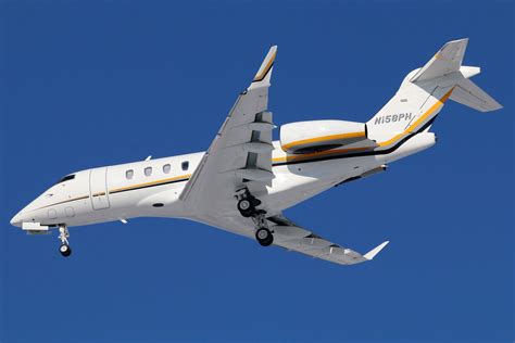 N158ph Bombardier Challenger 350 At Kcle Brand New Challen Flickr