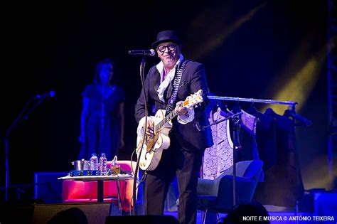 Paulo Gonzo Ao Vivo No Coliseu Do Porto Fotogaleria Noite E M Sica