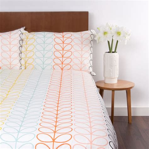 Reinvent Your Sleeping Space With This Linear Stem Duvet Cover From