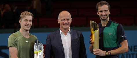 Tv Erste Bank Open Turnierfavorit Medvedev Gewinnt Hochklassiges