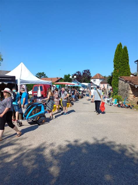 Vosges Charmois Devant Bruy Res Rendez Vous Au Vide Greniers Des