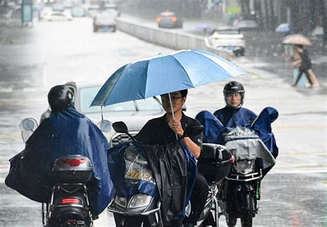 China Continues Yellow Alert For Rainstorms Xinhua Line Today