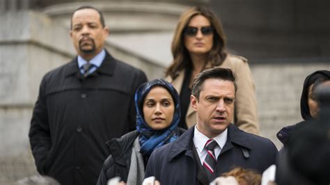 'Law & Order: SVU' Tackles Hate Crimes and Deportation in the Charged ...