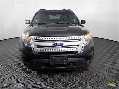 2013 Tuxedo Black Metallic Ford Explorer Xlt 4wd 145037181 Photo 5