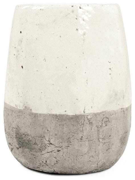 Distressed White Vase Farmhouse Vases By Hudson Home Decor Houzz