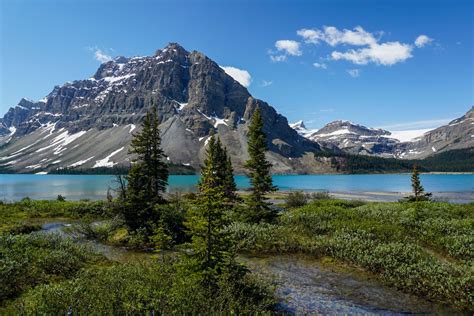 Bow Lake Banff National Park Of Canada Scrolller