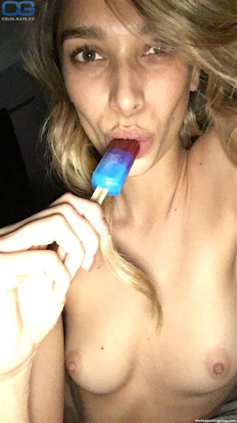 April Love Geary Nude Pictures Onlyfans Leaks Playboy Photos Sex Scene Uncensored