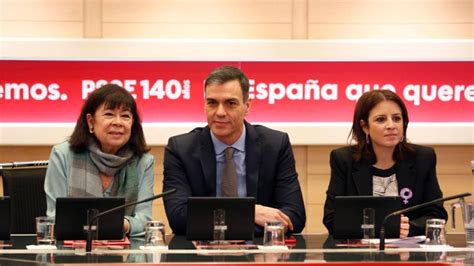 El Cis Estima Que El Pp Recorta Distancias Con El Psoe A Costa De Un Cs