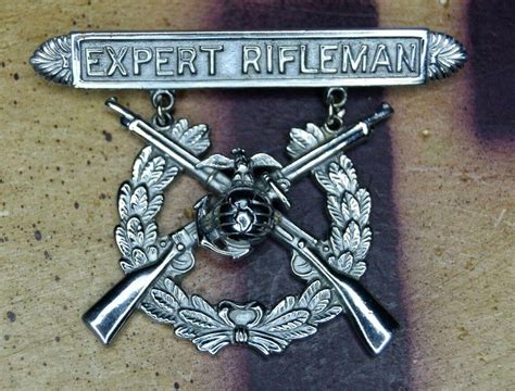 Pristine Wwii Usmc Expert Rifleman Marksmanship Badge With Ega Amcraft Made 3782836995