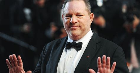 Le Producteur Américain Harvey Weinstein Va Se Livrer à La Police De