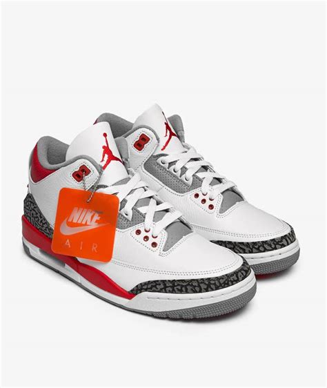 Air Jordan 3 Retro Fire Red